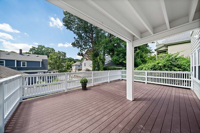 15 Avalon 1, Milton, MA 02186