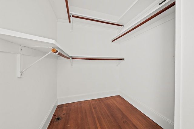 15 Avalon 1, Milton, MA 02186