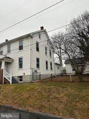 207 DEPAUL ST, Emmitsburg, MD 21727