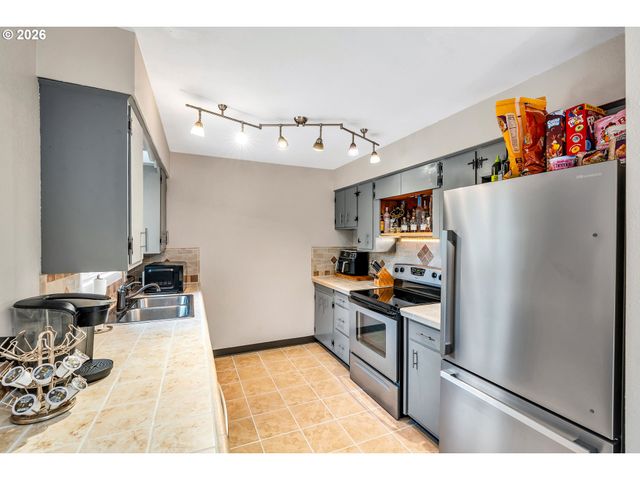 309 Ne 94TH Ave, Vancouver, WA 98664