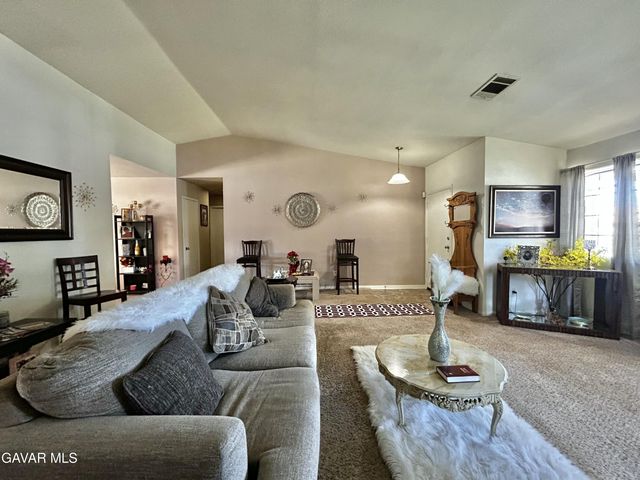 43841 Santa Rosa Circle, Lancaster, CA 93535