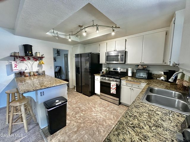 43841 Santa Rosa Circle, Lancaster, CA 93535