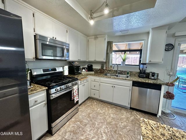 43841 Santa Rosa Circle, Lancaster, CA 93535