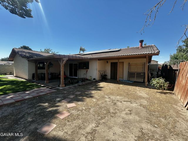 43841 Santa Rosa Circle, Lancaster, CA 93535