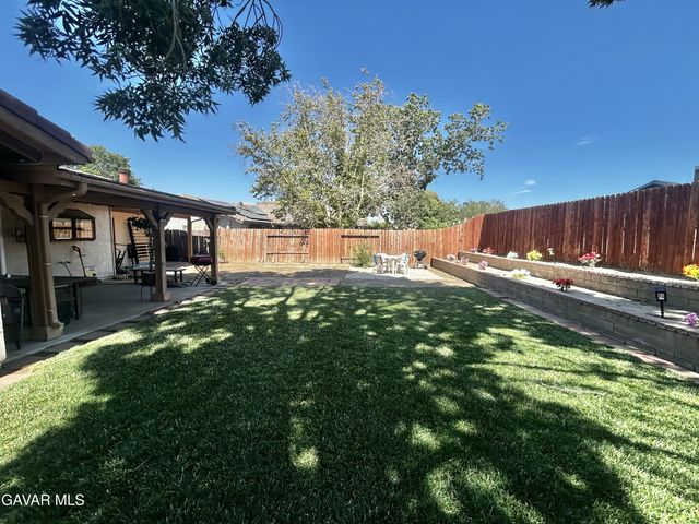 43841 Santa Rosa Circle, Lancaster, CA 93535