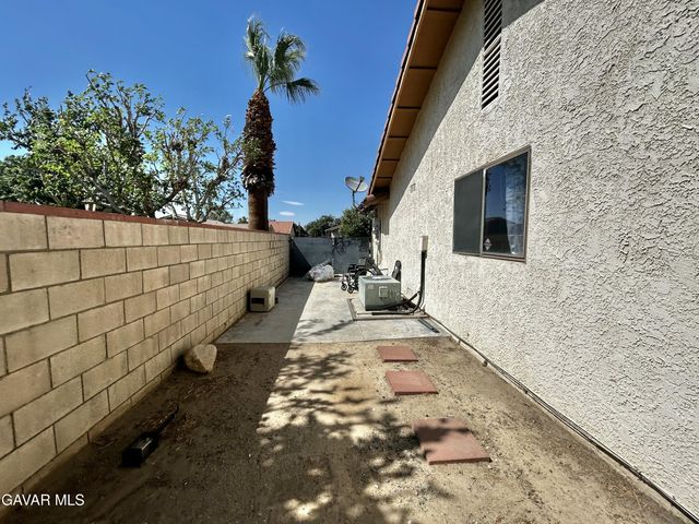 43841 Santa Rosa Circle, Lancaster, CA 93535