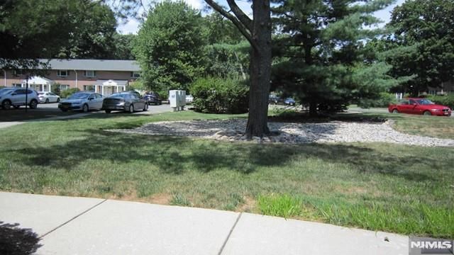 302 Washington Drive, Ramsey, NJ 07446