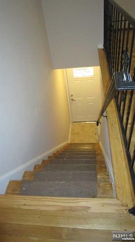 302 Washington Drive, Ramsey, NJ 07446