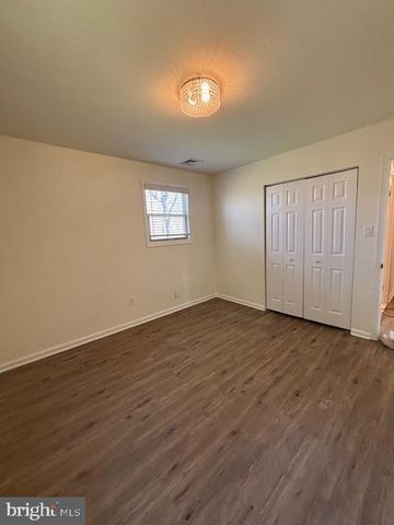 912 GREENWOOD CIR, Coatesville, PA 19320