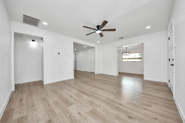 10418 Burman Street, Houston, TX 77029