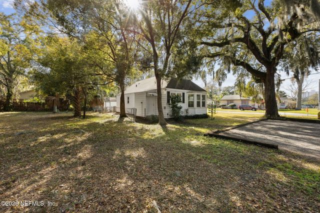 1407 BELMONTE Avenue, Jacksonville, FL 32207
