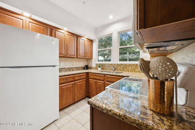 1407 BELMONTE Avenue, Jacksonville, FL 32207