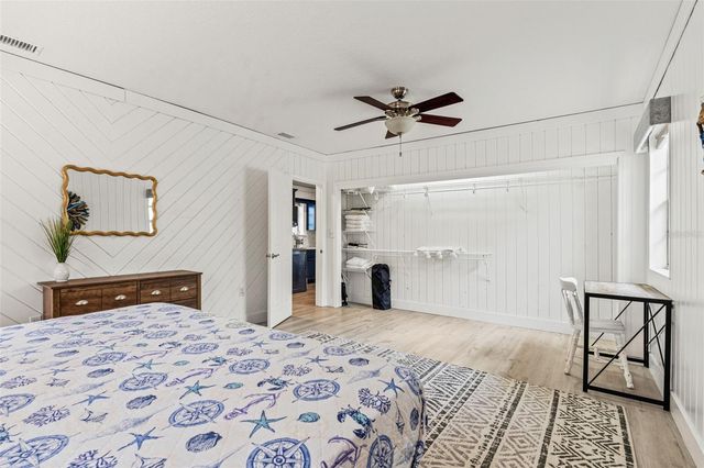 5430 CIRCLE DRIVE, Weeki Wachee, FL 34607