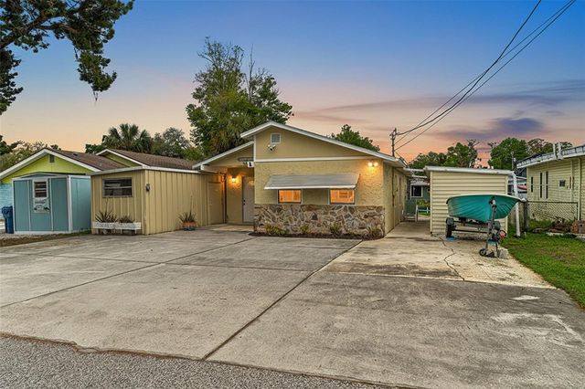 5430 CIRCLE DRIVE, Weeki Wachee, FL 34607