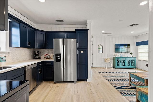 5430 CIRCLE DRIVE, Weeki Wachee, FL 34607