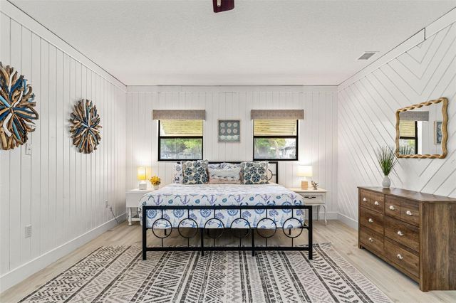 5430 CIRCLE DRIVE, Weeki Wachee, FL 34607