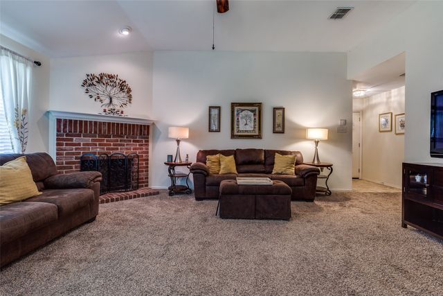 706 Chelsea Drive, Wylie, TX 75098