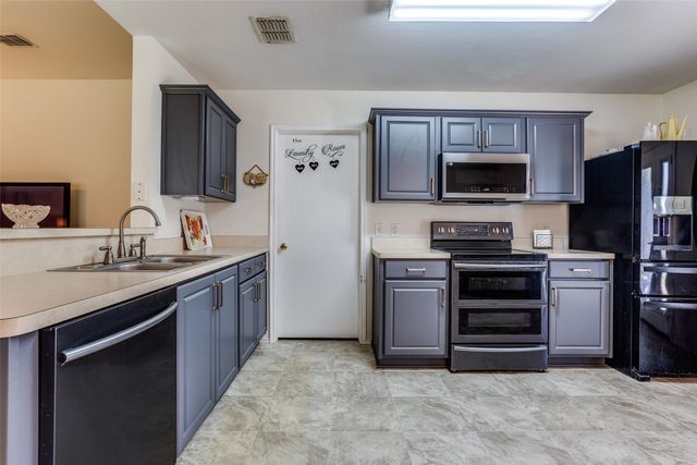 706 Chelsea Drive, Wylie, TX 75098