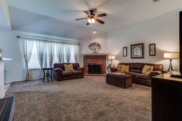 706 Chelsea Drive, Wylie, TX 75098