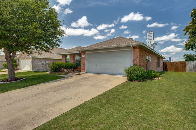 706 Chelsea Drive, Wylie, TX 75098