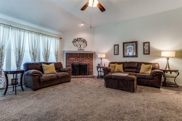 706 Chelsea Drive, Wylie, TX 75098