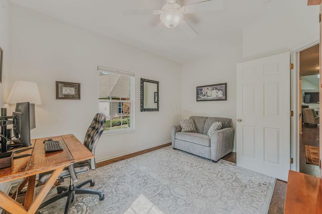 7392 Deer Valley Crossing, Powell, OH 43065