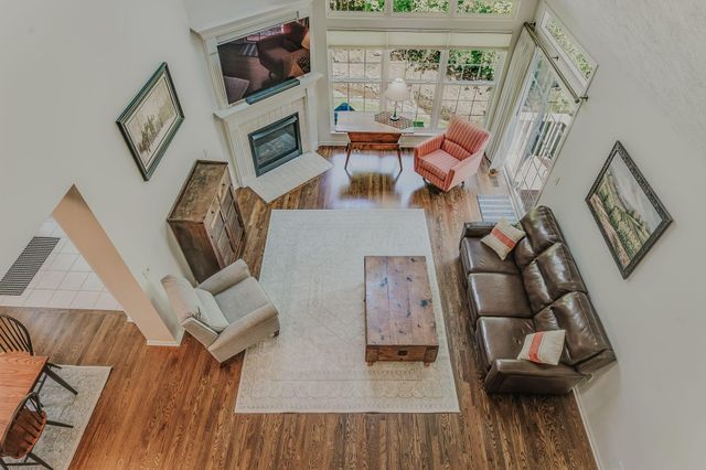 7392 Deer Valley Crossing, Powell, OH 43065