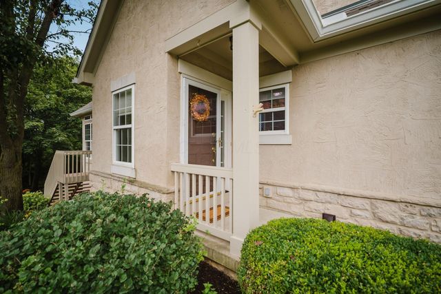7392 Deer Valley Crossing, Powell, OH 43065