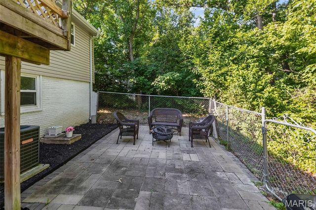 6 Kingston Drive, Fairview Heights, IL 62208
