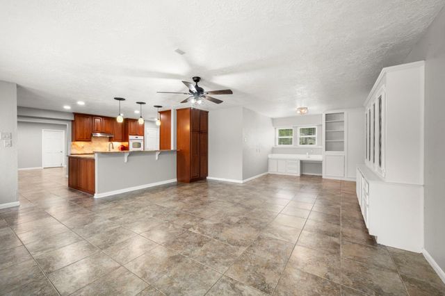 6518 Craigway Road, Spring, TX 77389