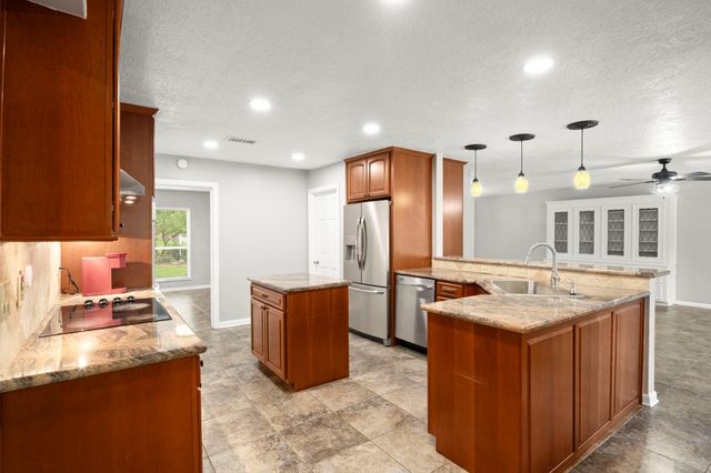 6518 Craigway Road, Spring, TX 77389