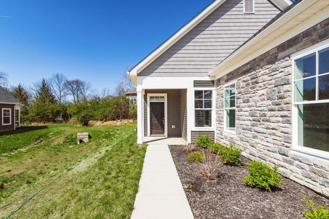 6040 Naughten Pond Drive, Columbus, OH 43213
