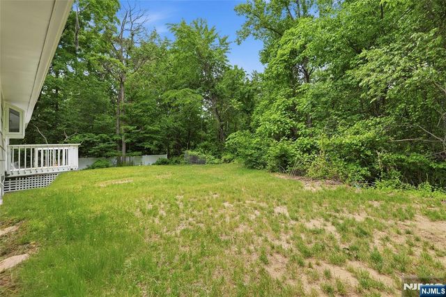 200 Conklintown Road, Ringwood, NJ 07456