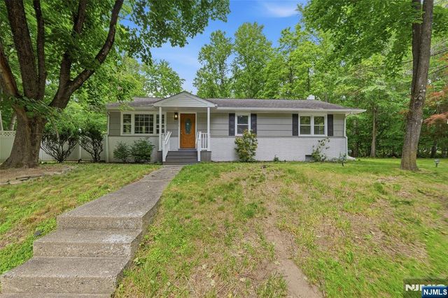 200 Conklintown Road, Ringwood, NJ 07456