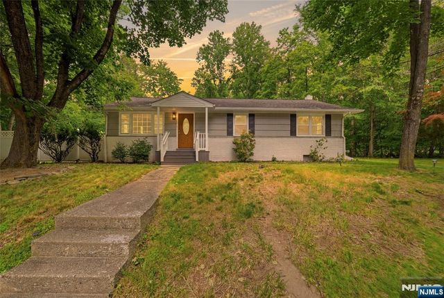 200 Conklintown Road, Ringwood, NJ 07456