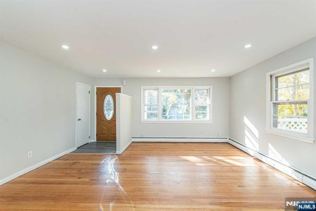 200 Conklintown Road, Ringwood, NJ 07456
