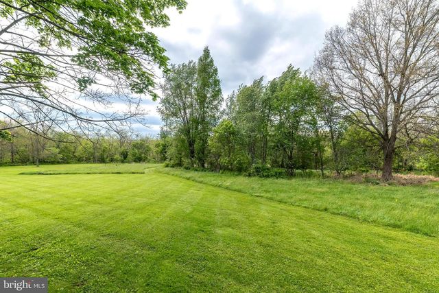 1320 BRANCH RD, Perkasie, PA 18944