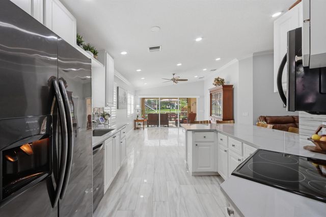 8450 SAINT JOHNS Court, Wellington, FL 33414