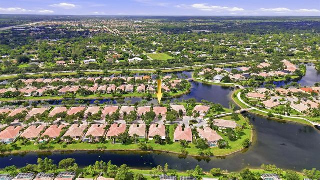 8450 SAINT JOHNS Court, Wellington, FL 33414