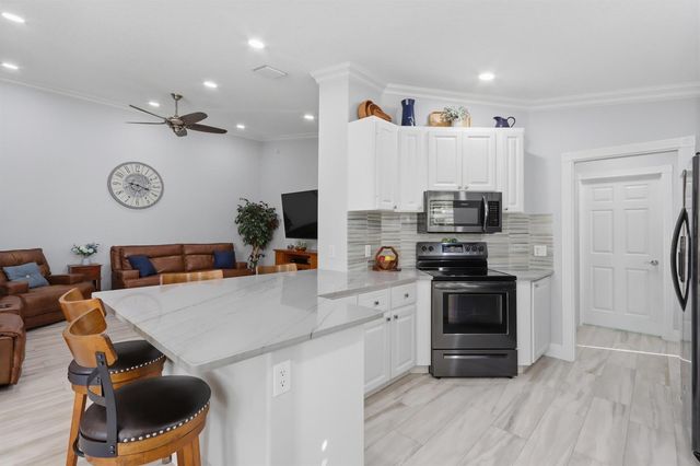 8450 SAINT JOHNS Court, Wellington, FL 33414