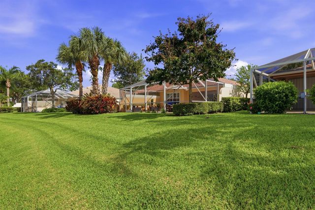 8450 SAINT JOHNS Court, Wellington, FL 33414