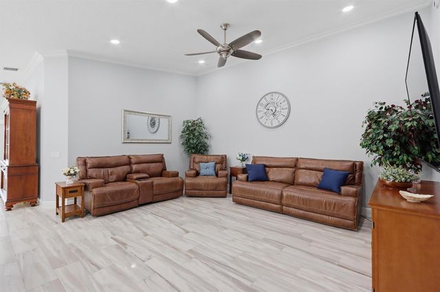 8450 SAINT JOHNS Court, Wellington, FL 33414