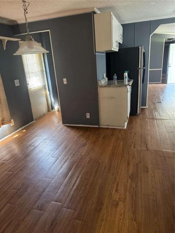 521 Bay Creek Crossing, Loganville, GA 30052