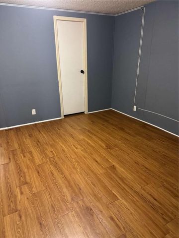 521 Bay Creek Crossing, Loganville, GA 30052