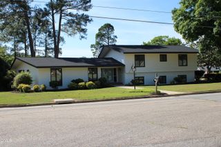 1607 Lakeshore Drive, Dunn, NC 28334