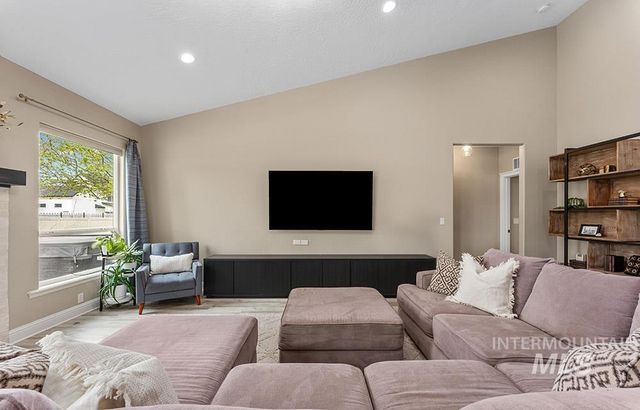 151 N Lost Canyon, Eagle, ID 83616