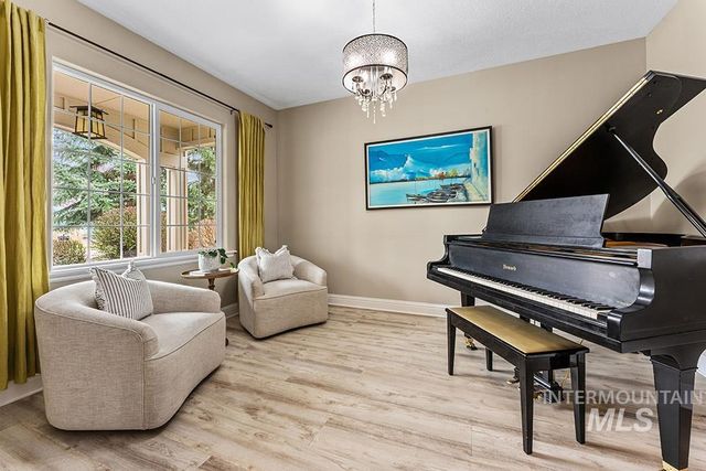 151 N Lost Canyon, Eagle, ID 83616