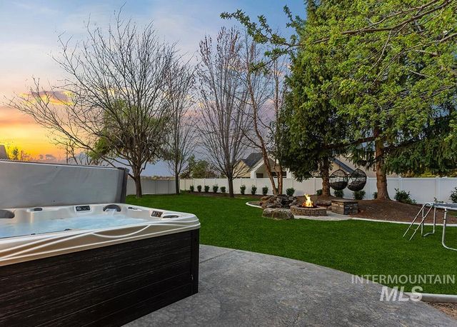 151 N Lost Canyon, Eagle, ID 83616