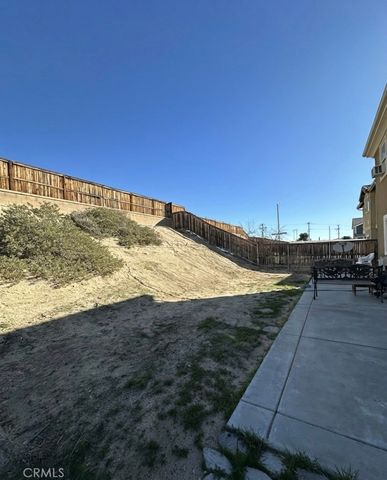 16937 Jurassic Place, Victorville, CA 92394