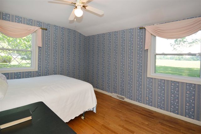 50829 Barber Street, Paw Paw, MI 49079
